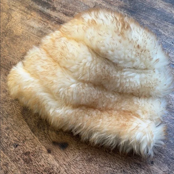 Accessories | Vintage Genuine Tuscanlamb Fur Mod Hat | Poshmark display picture 1